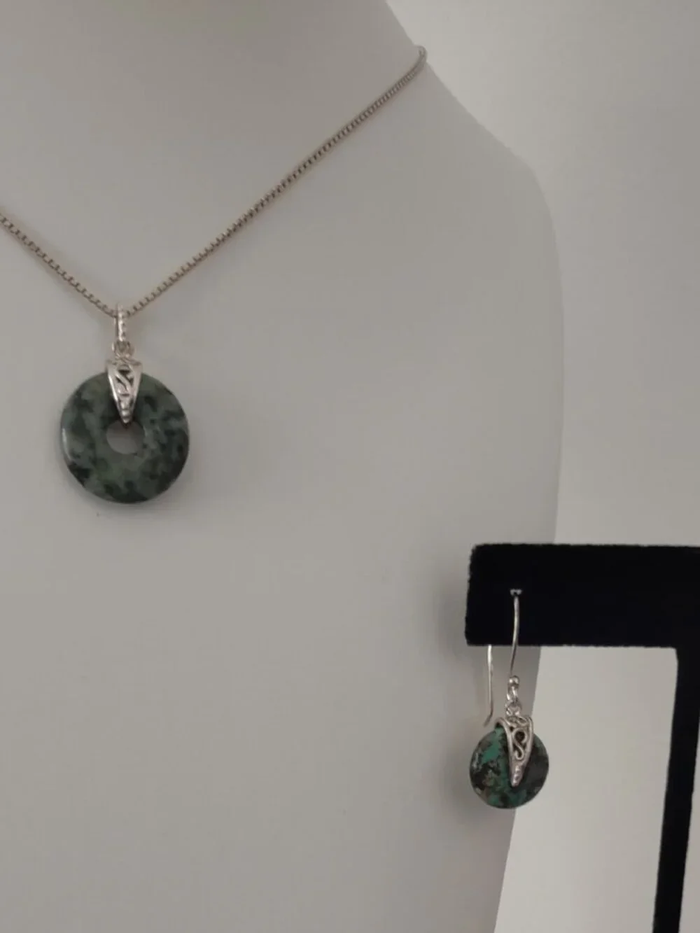 Necklace & Earrings Set Green Turquoise Stone on Sterling Silver 925